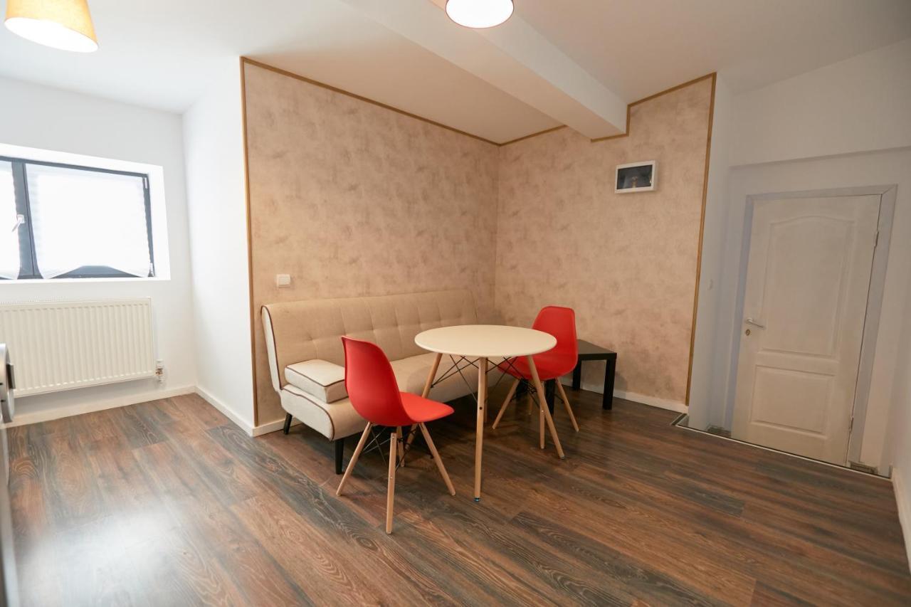 Stanford Aparthotel Бухарест Экстерьер фото